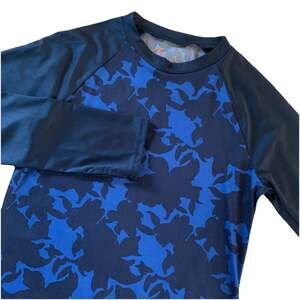 The American Outdoorsman Women’s Blue Long Sleeve Sun/Rash Guard Size Small